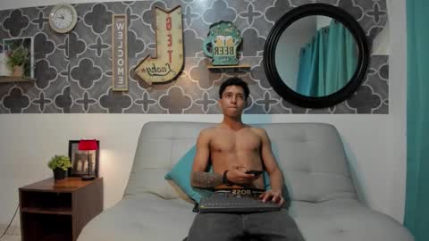 bruno_snow online show from March 4, 2026, 4:29 am