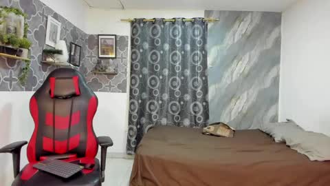 bruno_snow online show from May 2, 2026, 8:41 am