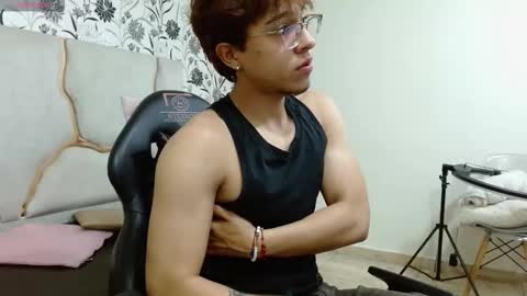 bruno_tay1 online show from February 12, 2026, 12:00 pm