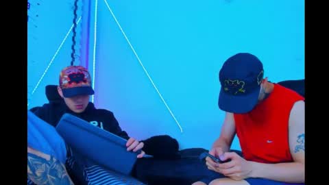 Snapshot of bruno_wild chatting on September 19, 2025, 7:10 am Bruno wild online show from September 19, 2025, 7:10 am