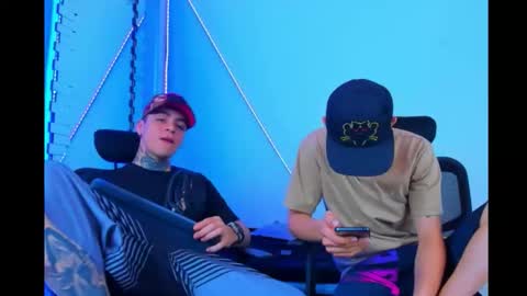 Snapshot of bruno_wild chatting on September 22, 2025, 7:32 am Bruno wild online show from September 22, 2025, 7:32 am