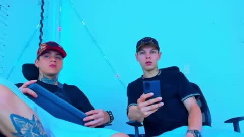 Snapshot of bruno_wild chatting on October 6, 2025, 6:49 pm Bruno wild online show from October 6, 2025, 6:49 pm