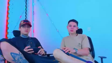 Snapshot of bruno_wild chatting on October 19, 2025, 1:17 am Bruno wild online show from October 19, 2025, 1:17 am