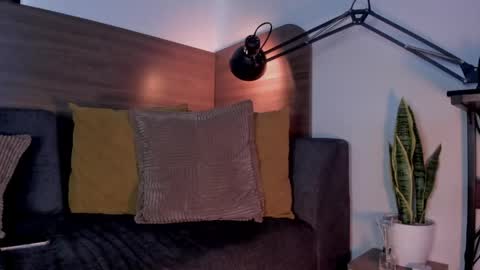 Andres Suarez online show from May 6, 2026, 2:11 pm