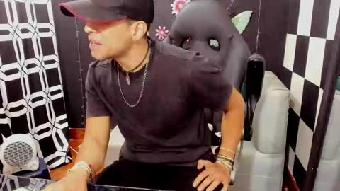 Join my fan club here 150 tokens a month online show from February 15, 2025, 3:50 pm