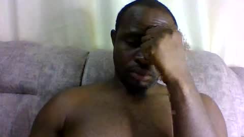 brucedarling online show from May 4, 2026, 4:08 am