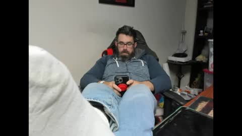 Snapshot of brutalmaster1983 chatting on April 3, 2026, 5:05 am BRUTALMASTER1983 online show from April 3, 2026, 5:05 am