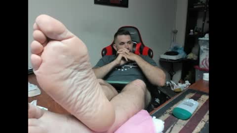 BRUTALMASTER1983 online show from May 6, 2026, 5:46 am