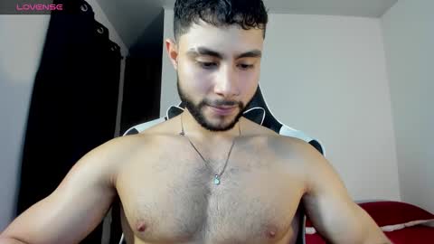 bryan_oficials online show from December 4, 2025, 4:33 am