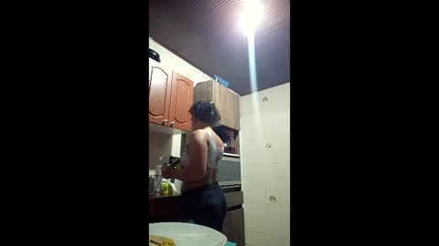 bryana_jones online show from April 25, 2026, 3:53 am