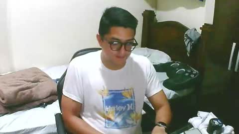 Snapshot of bryanbendy chatting on November 27, 2025, 7:05 pm bryanbendy online show from November 27, 2025, 7:05 pm