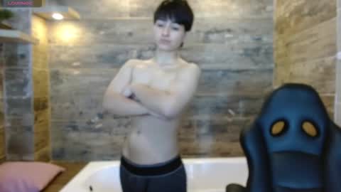 Snapshot of bryce_evans chatting on December 20, 2025, 9:11 pm B R Y C E online show from December 20, 2025, 9:11 pm