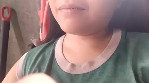 brylee01 online show from January 9, 2026, 2:03 am