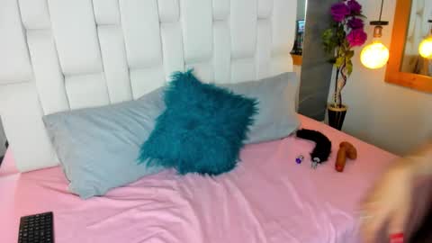 Snapshot of bryna_ chatting on January 12, 2025, 3:28 am bryna_ online show from January 12, 2025, 3:28 am