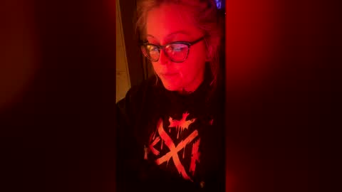 Snapshot of bstoned123 chatting on February 16, 2026, 2:07 am bstoned123 online show from February 16, 2026, 2:07 am