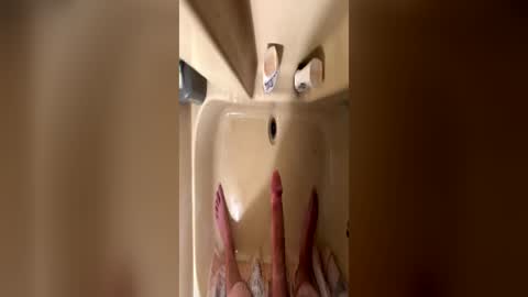 bubbahunter69 online show from June 14, 2026, 7:49 pm