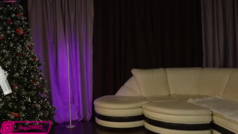 Snapshot of bubble__gum_ chatting on January 6, 2025, 12:16 am Bubble gum online show from January 6, 2025, 12:16 am