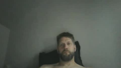 Snapshot of bubblebee1982 chatting on May 31, 2026, 5:20 pm bubblebee1982 online show from May 31, 2026, 5:20 pm
