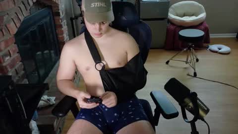 BubblebuttBdn online show from April 29, 2026, 9:21 pm