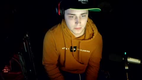 BubblebuttBdn online show from July 8, 2026, 2:49 am