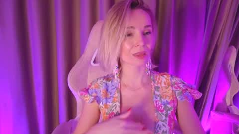 bubbling_crush online show from March 4, 2025, 12:50 am