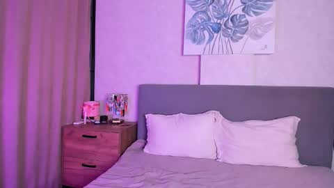 Snapshot of bubbling_crush chatting on September 23, 2025, 10:35 pm bubbling_crush online show from September 23, 2025, 10:35 pm