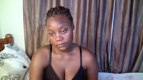 Snapshot of bubbly_ass30 chatting on October 8, 2025, 1:58 am bubbly_ass30 online show from October 8, 2025, 1:58 am