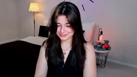 Ari online show from June 26, 2026, 1:59 pm
