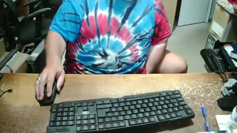 Bucku2 online show from October 1, 2025, 10:05 pm