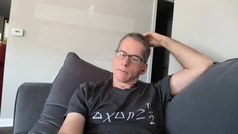 budman004 online show from September 28, 2025, 3:17 pm