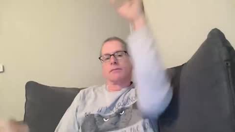 budman004 online show from November 12, 2025, 11:03 pm