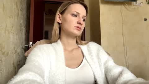 Snapshot of buenamorey chatting on February 11, 2026, 10:20 am buenamorey online show from February 11, 2026, 10:20 am