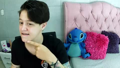 bug2025 online show from December 21, 2025, 3:24 am