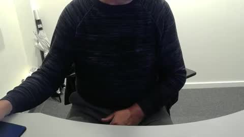 Snapshot of buggemann chatting on September 16, 2025, 3:07 am buggemann online show from September 16, 2025, 3:07 am