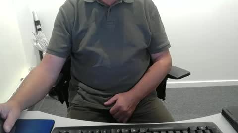 Snapshot of buggemann chatting on September 22, 2025, 3:08 am buggemann online show from September 22, 2025, 3:08 am