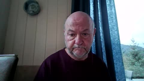 Snapshot of buggemann chatting on September 29, 2025, 5:45 am buggemann online show from September 29, 2025, 5:45 am