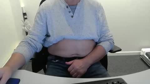 Snapshot of buggemann chatting on October 6, 2025, 3:04 am buggemann online show from October 6, 2025, 3:04 am