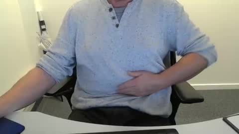 Snapshot of buggemann chatting on October 21, 2025, 5:19 am buggemann online show from October 21, 2025, 5:19 am