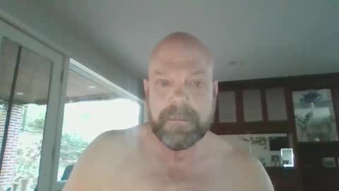 Snapshot of bulldog302w chatting on March 31, 2026, 11:21 am bulldog302w online show from March 31, 2026, 11:21 am