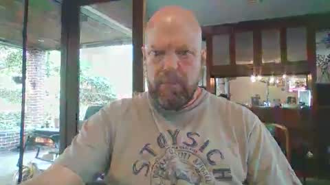 Snapshot of bulldog302w chatting on April 5, 2026, 12:13 pm bulldog302w online show from April 5, 2026, 12:13 pm