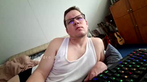 Snapshot of bumbuss chatting on February 22, 2026, 2:04 pm bumbuss online show from February 22, 2026, 2:04 pm
