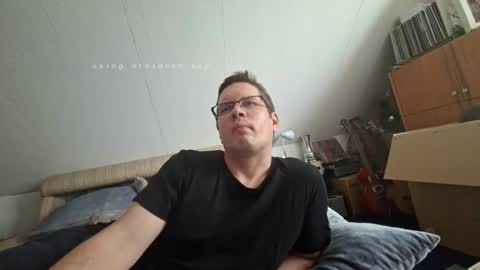Snapshot of bumbuss chatting on March 19, 2026, 2:21 pm bumbuss online show from March 19, 2026, 2:21 pm