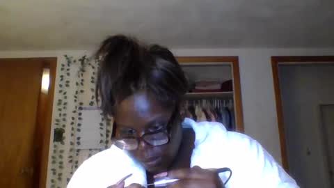 Bunny online show from September 22, 2025, 11:07 pm