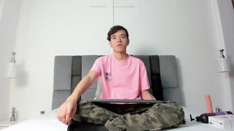 bunny online show from December 2, 2024, 12:40 pm