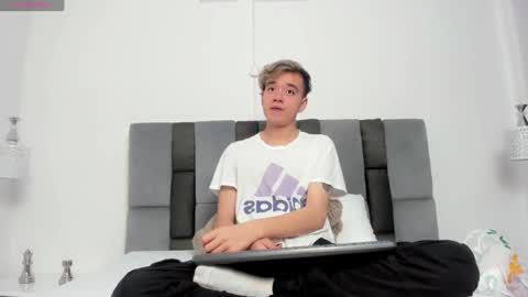 bunny online show from December 14, 2024, 7:57 pm