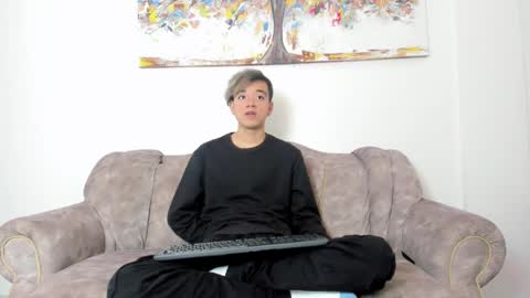 bunny online show from February 25, 2025, 3:38 pm