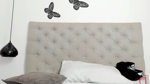 bunny online show from September 29, 2025, 12:21 pm