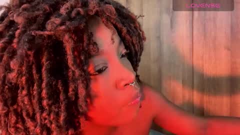 Isa online show from November 6, 2025, 2:56 am