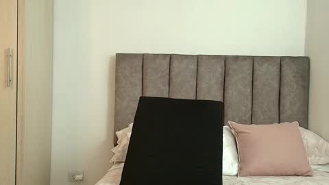 Snapshot of bunny_swtt chatting on February 14, 2026, 5:15 am Carolina online show from February 14, 2026, 5:15 am