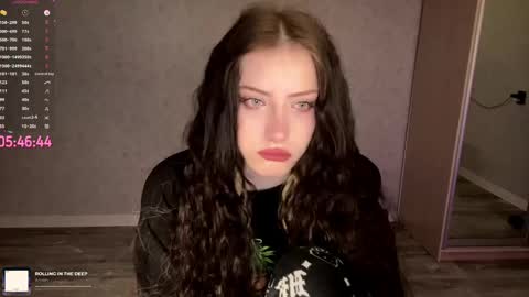Bunnyblink online show from April 15, 2026, 8:53 pm